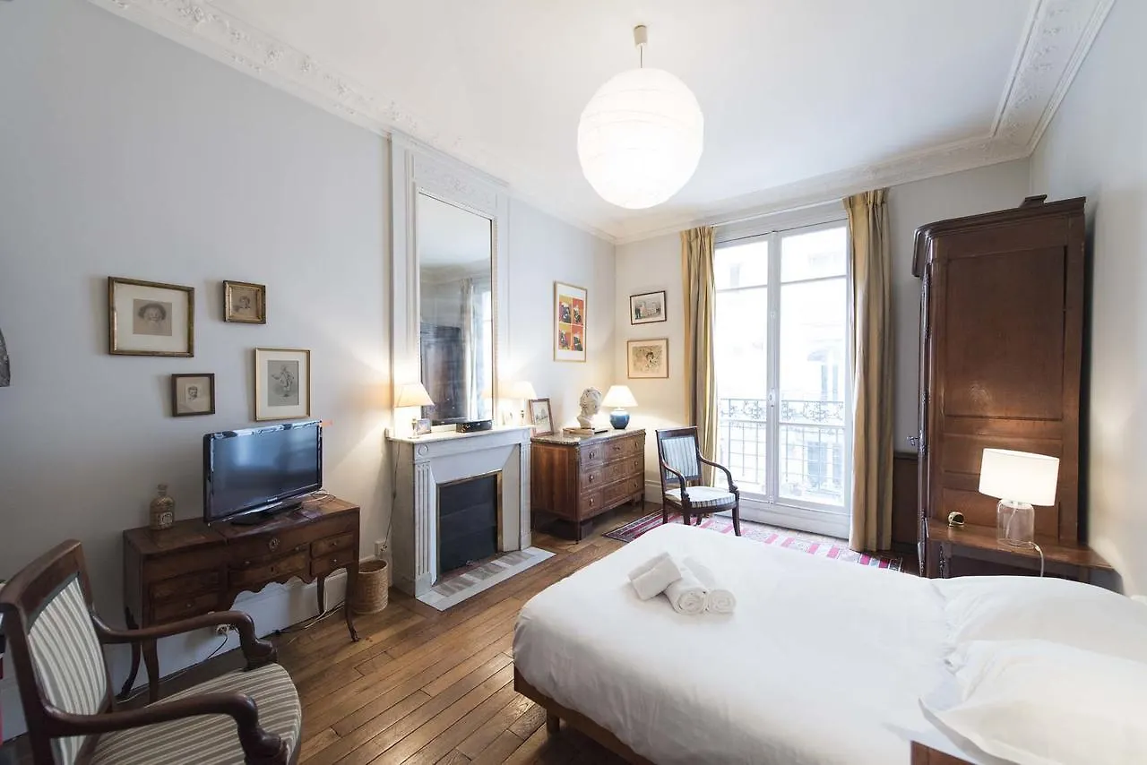 Veeve - Tranquility By Le Jardin Du Luxembourg Apartment Paris